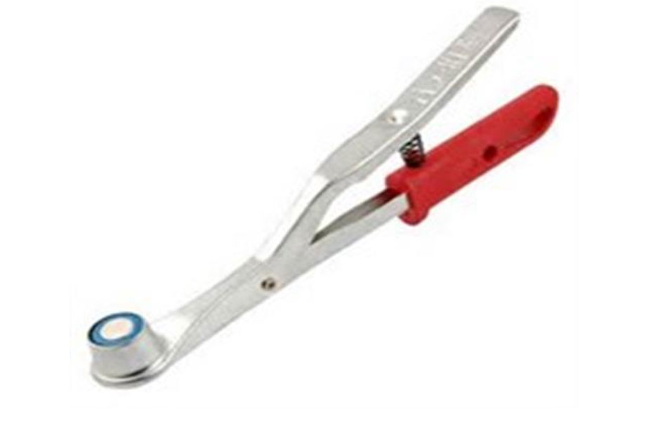 Magnetic pliers of Isfahan Magnet Industry Company